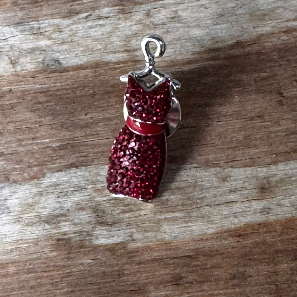 Vintage Swarovski Signed Swan Red Dress On Hanger Tack Pin - Picture 11 of 12